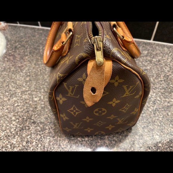 🛑❌SOLD❌🛑LV SPEEDY 25! 👑 - Picture 11 of 15